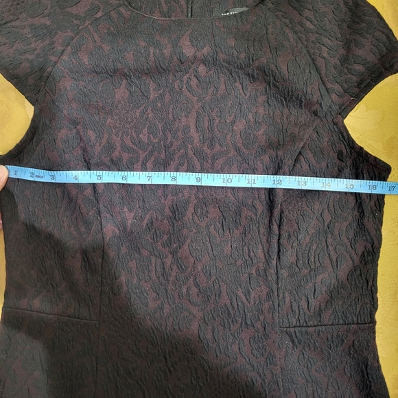 Ann Taylor Floral Stretch Jacquard Cap Sleeve Dress Sz 4 - Picture 7 of 9